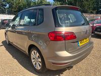 VOLKSWAGEN GOLF SV