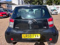 TOYOTA IQ
