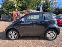 TOYOTA IQ